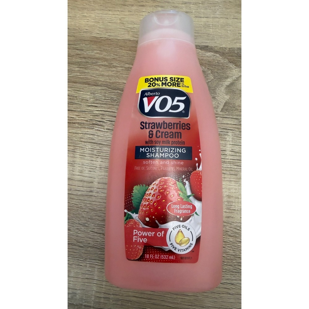 VO5 Strawberries & Cream Moisturizing Shampoo 18 oz Bonus Size